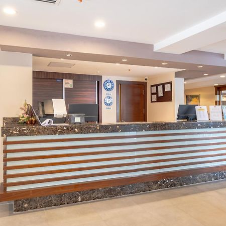 Viking Express Hotel Kemer Exteriér fotografie