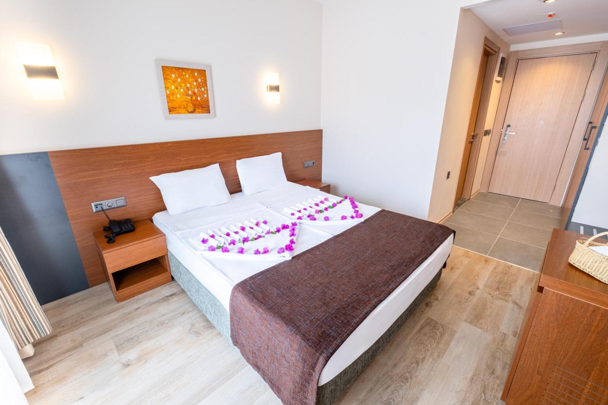Viking Express Hotel Kemer Exteriér fotografie